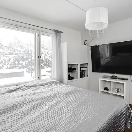 Appartamento Saunalla Ja Ulkoporealtaalla