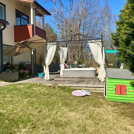 Saunalla Ja Ulkoporealtaalla Appartamento